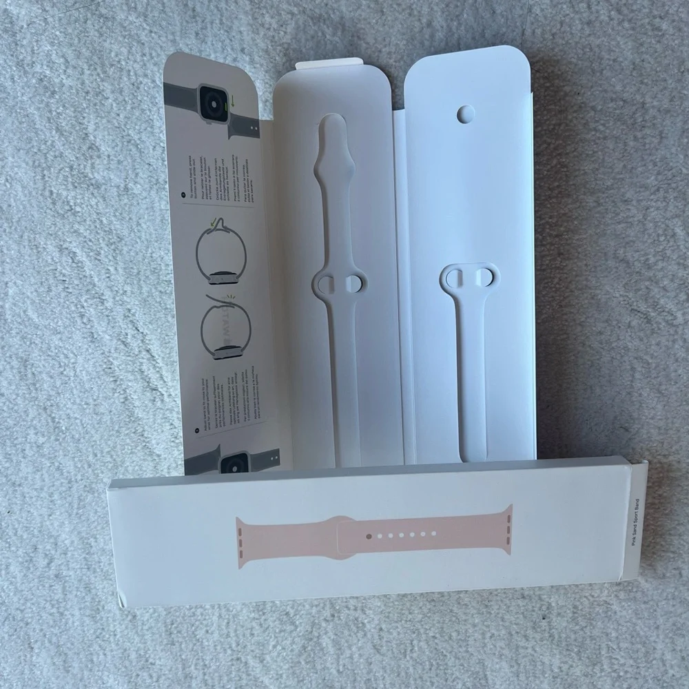 Apple Watch and band empty case